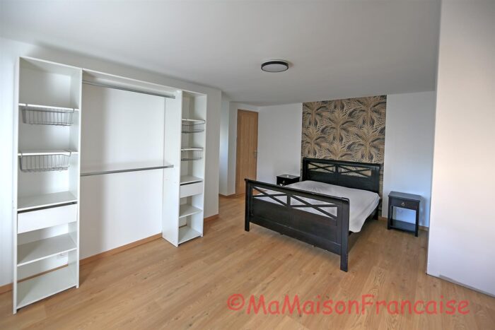 Image No.25-2 Bed House for sale