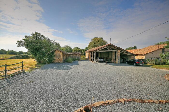 Image No.31-5 Bed House for sale