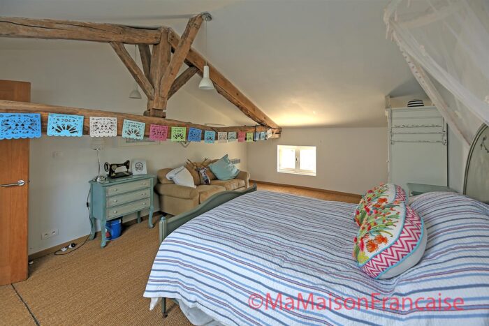 Image No.13-6 Bed House for sale