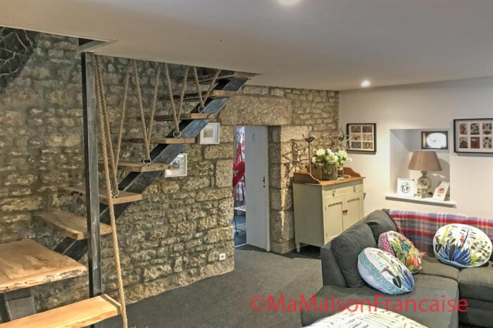 Image No.20-6 Bed House for sale