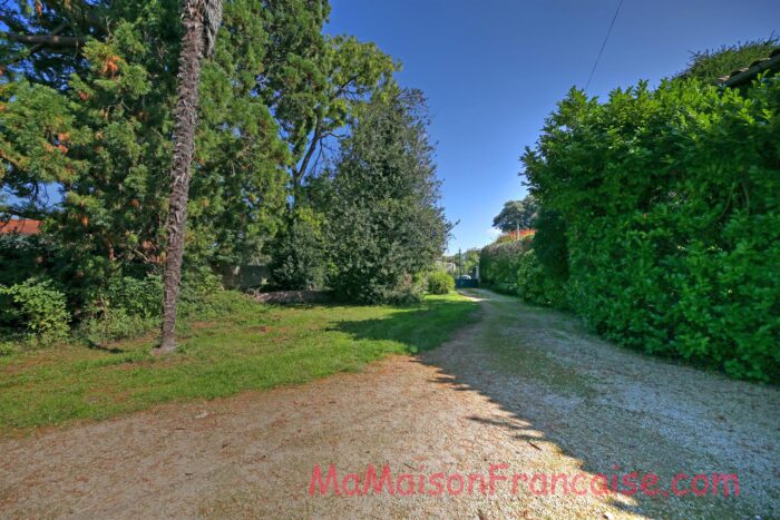 Image No.23-6 Bed House for sale