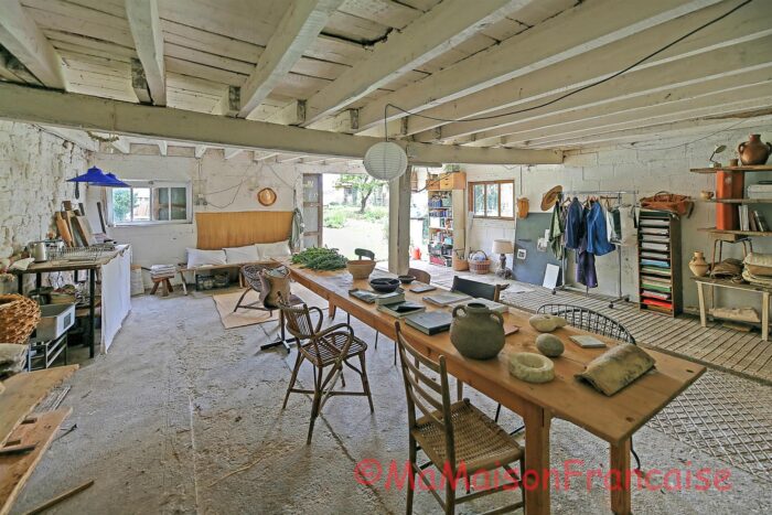 Image No.22-5 Bed Farmhouse for sale