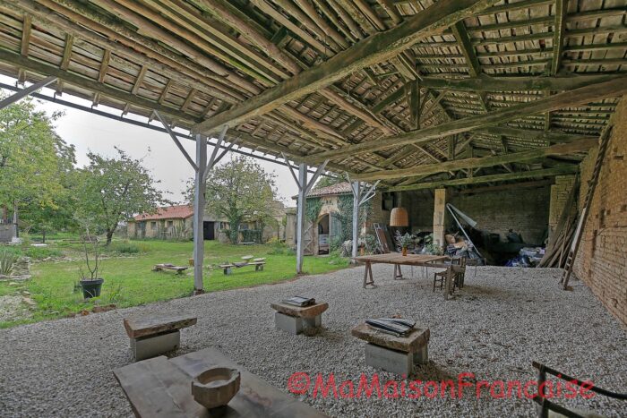 Image No.7-5 Bed Farmhouse for sale