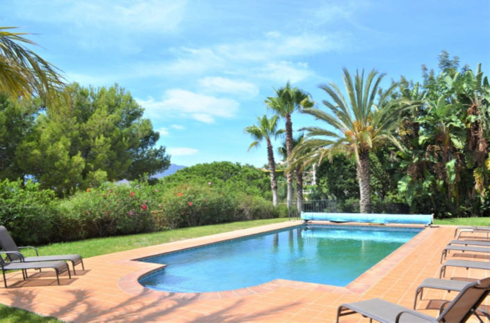 Image No.2-5 Bed Property for sale