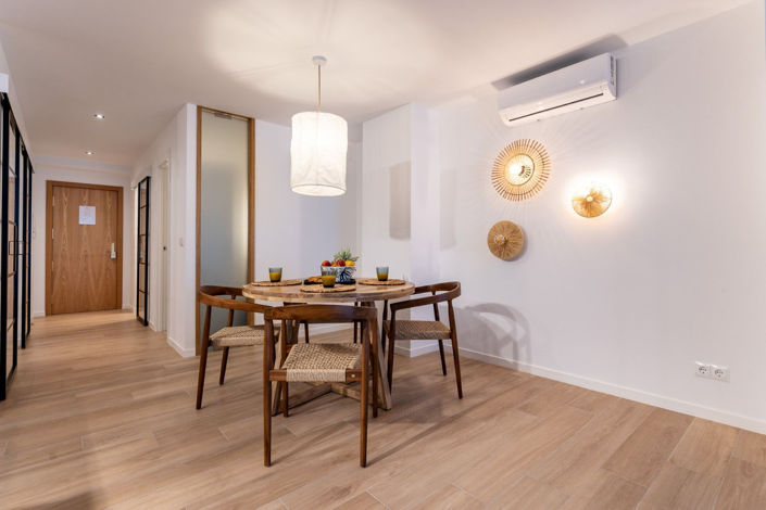 Image No.15-2 Bed Property for sale