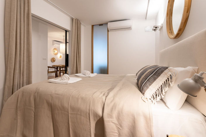 Image No.20-2 Bed Property for sale