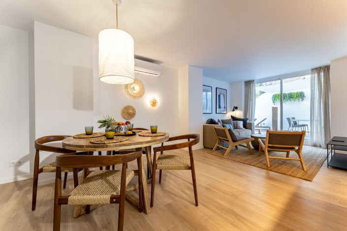 Image No.8-2 Bed Property for sale