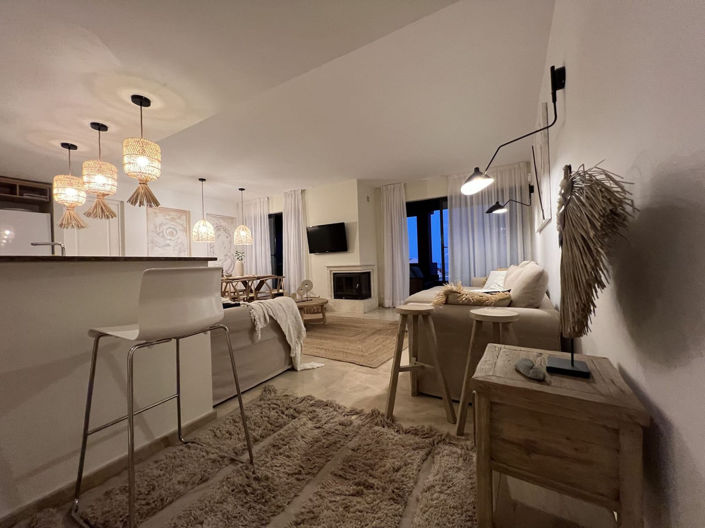 Image No.11-3 Bed Property for sale