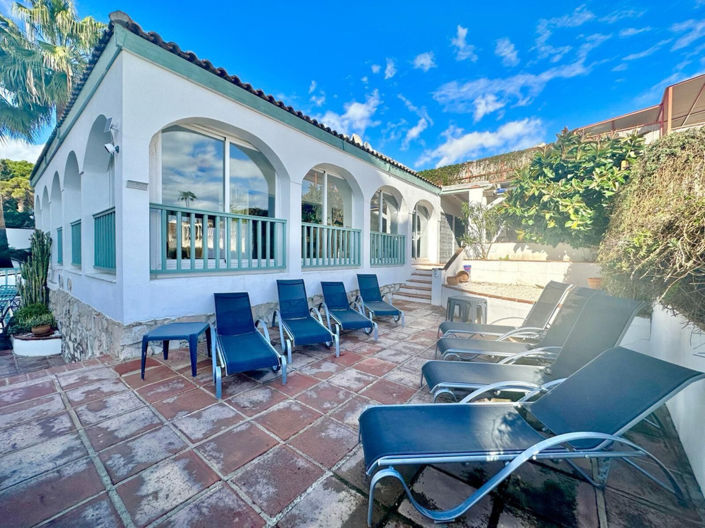 Image No.14-4 Bed Property for sale