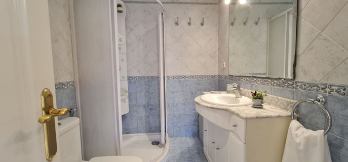 Image No.10-3 Bed Property for sale