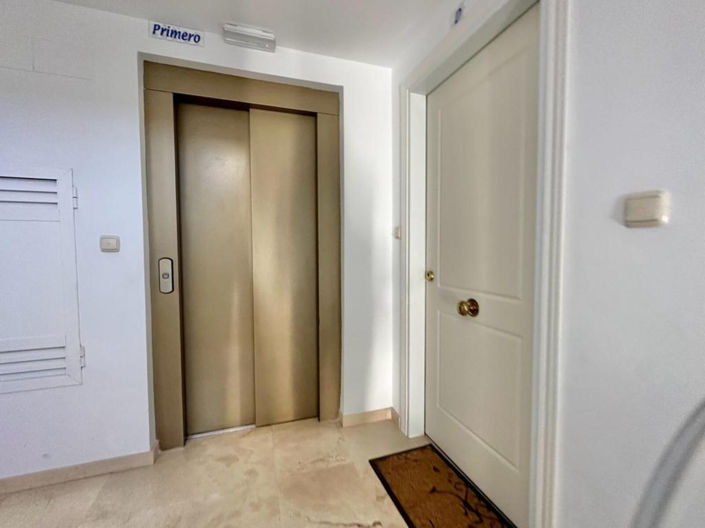 Image No.17-1 Bed Property for sale