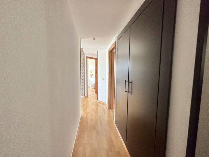 Image No.11-2 Bed Property for sale