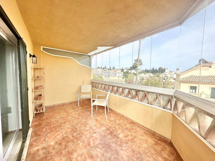 Image No.21-2 Bed Property for sale