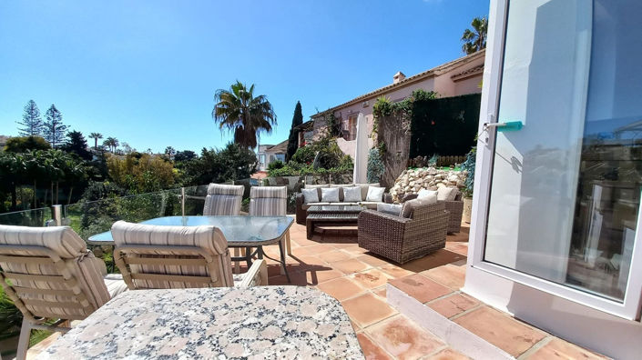 Image No.11-3 Bed Property for sale