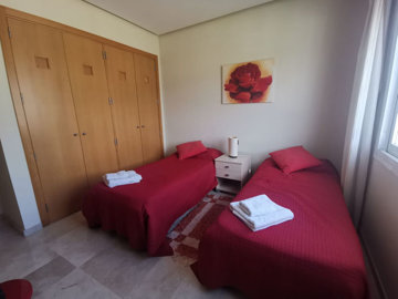 8-e64a9055bba3e77ac8aca3b893cdf826