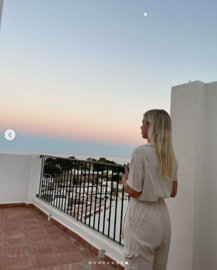 10-bb915d1cb19341576dcdc994b81ab9c5