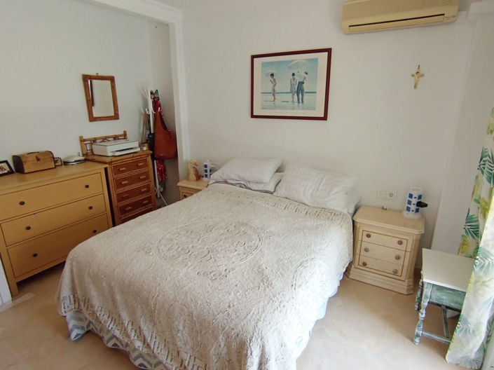 Image No.11-2 Bed Property for sale