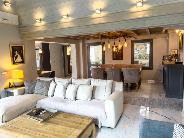 Image No.10-3 Bed Villa for sale