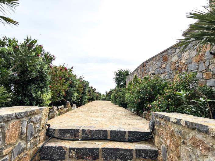 Image No.8-3 Bed Villa for sale