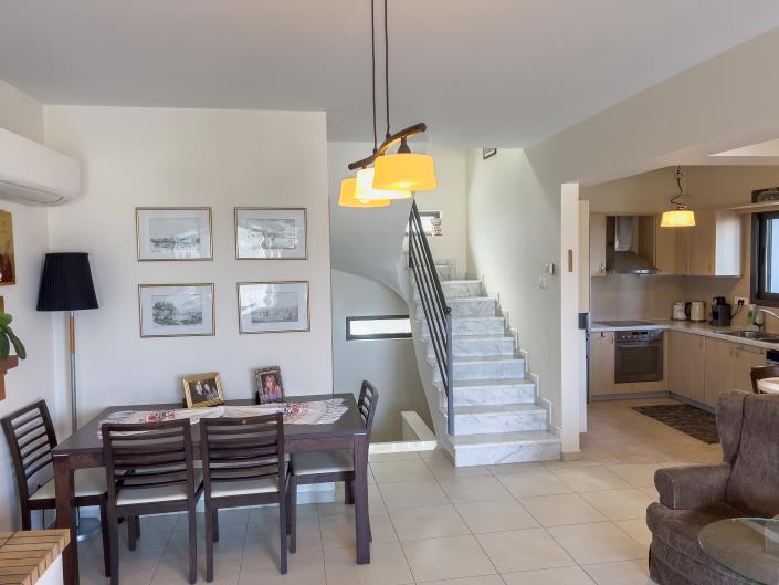 Image No.30-2 Bed Villa for sale