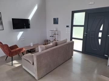 WhatsApp-Image-2025-09-17-at-11-13-02--3-