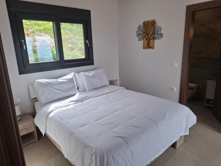 Image No.19-2 Bed Villa for sale