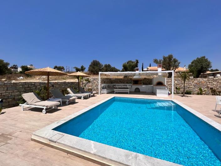 Image No.4-2 Bed Villa for sale