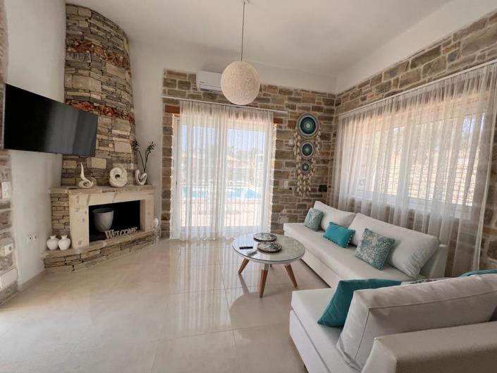 Image No.14-2 Bed Villa for sale