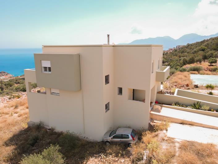 Image No.9-3 Bed House for sale