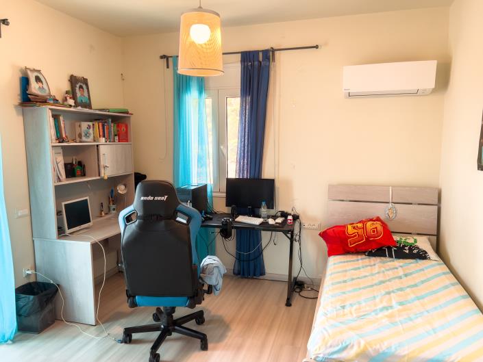 Image No.21-3 Bed House for sale