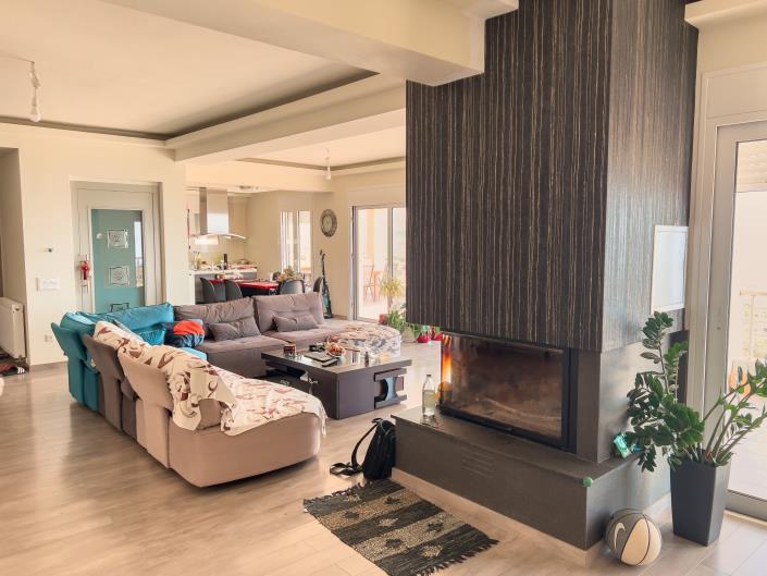 Image No.29-3 Bed House for sale