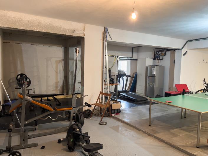 Image No.42-3 Bed House for sale