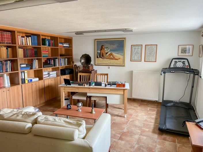 Image No.9-4 Bed Villa for sale