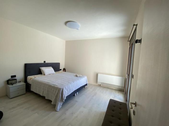 Image No.20-2 Bed Apartment for sale