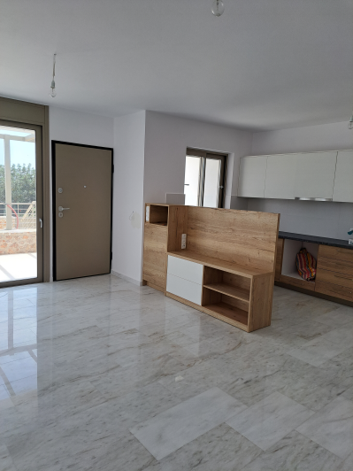 Image No.9-3 Bed Maisonette for sale