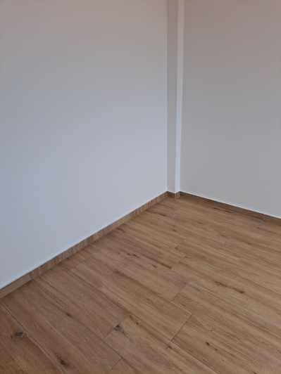 Image No.21-3 Bed Maisonette for sale