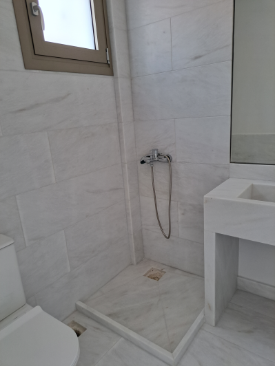 Image No.24-3 Bed Maisonette for sale