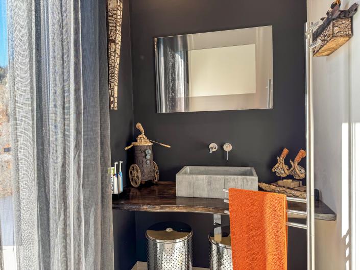 Image No.12-3 Bed Villa for sale