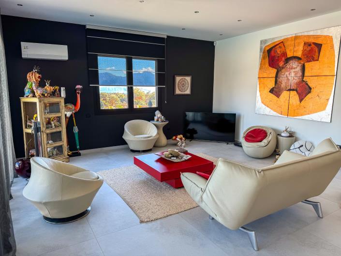 Image No.16-3 Bed Villa for sale