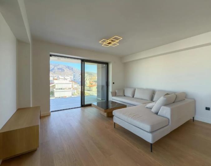 Image No.5-3 Bed Maisonette for sale