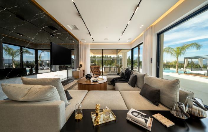 Image No.13-3 Bed Villa for sale