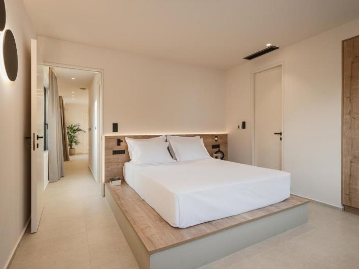 Image No.4-5 Bed Villa for sale