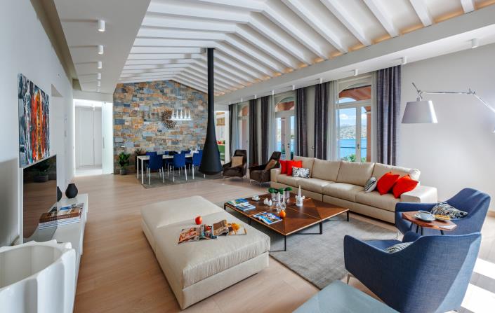 Image No.10-6 Bed Villa for sale