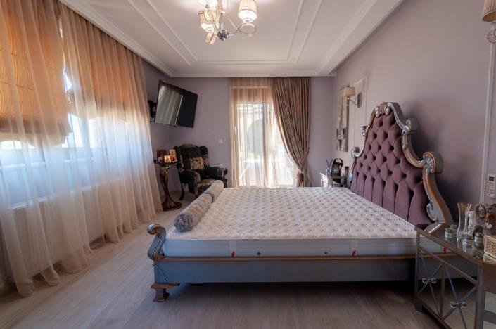 Image No.17-5 Bed Villa for sale