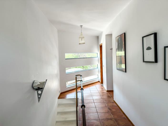 Image No.10-4 Bed House/Villa for sale