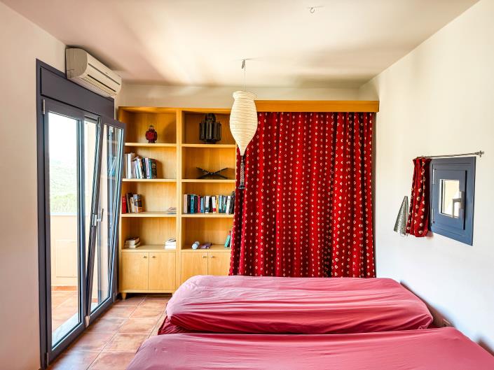 Image No.12-4 Bed House/Villa for sale