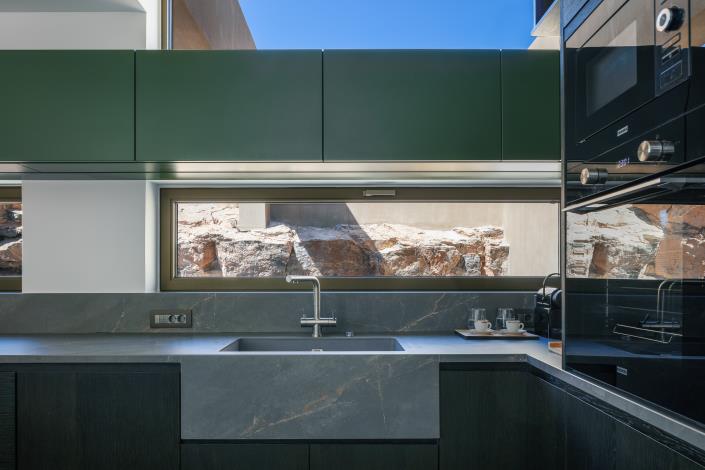 Image No.8-5 Bed Villa for sale