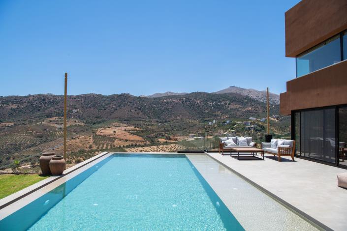 Image No.2-7 Bed Villa for sale