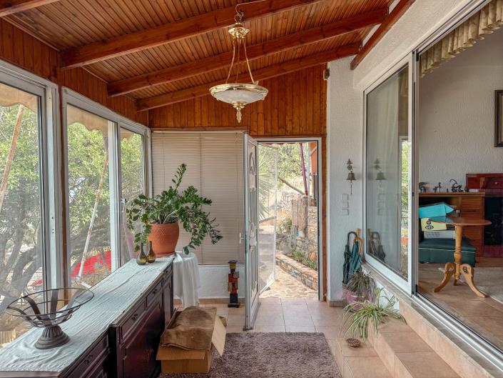 Image No.13-2 Bed House for sale