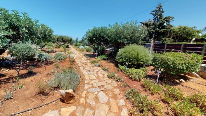 Image No.16-2 Bed Villa for sale